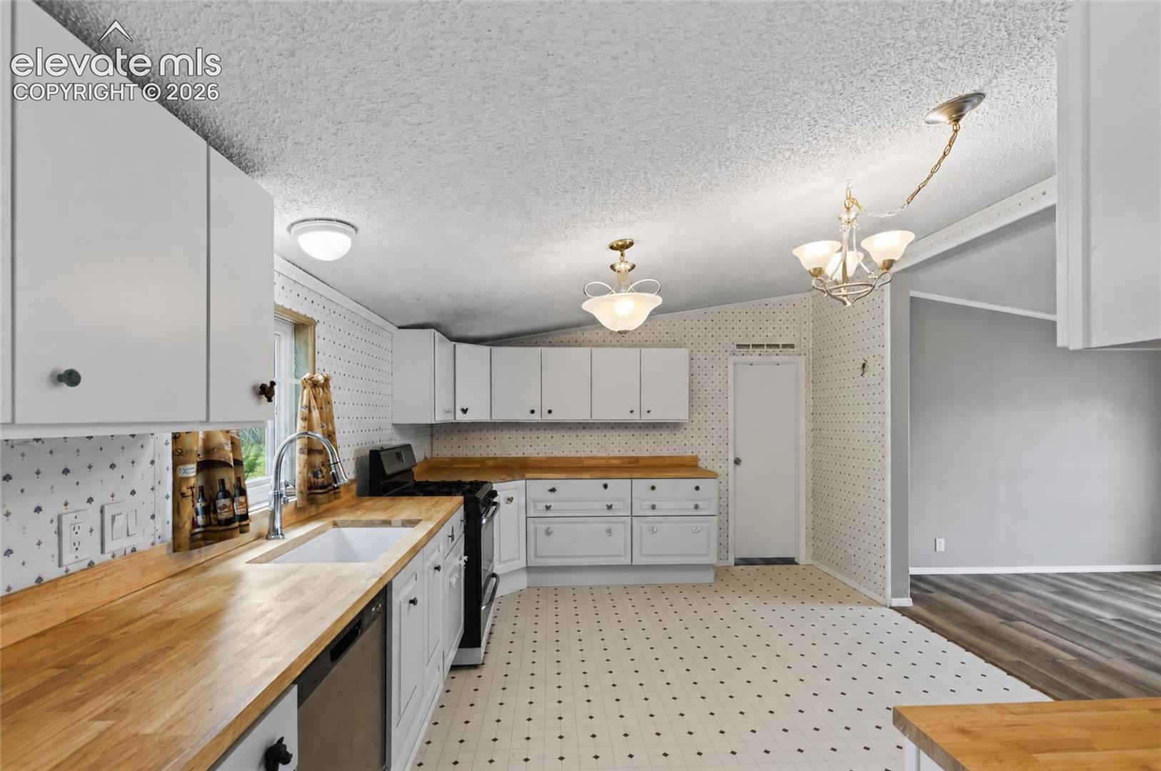 30640 Aldred Road Pueblo, CO 81006 - Photo 11 of 33 Gallery Image 11