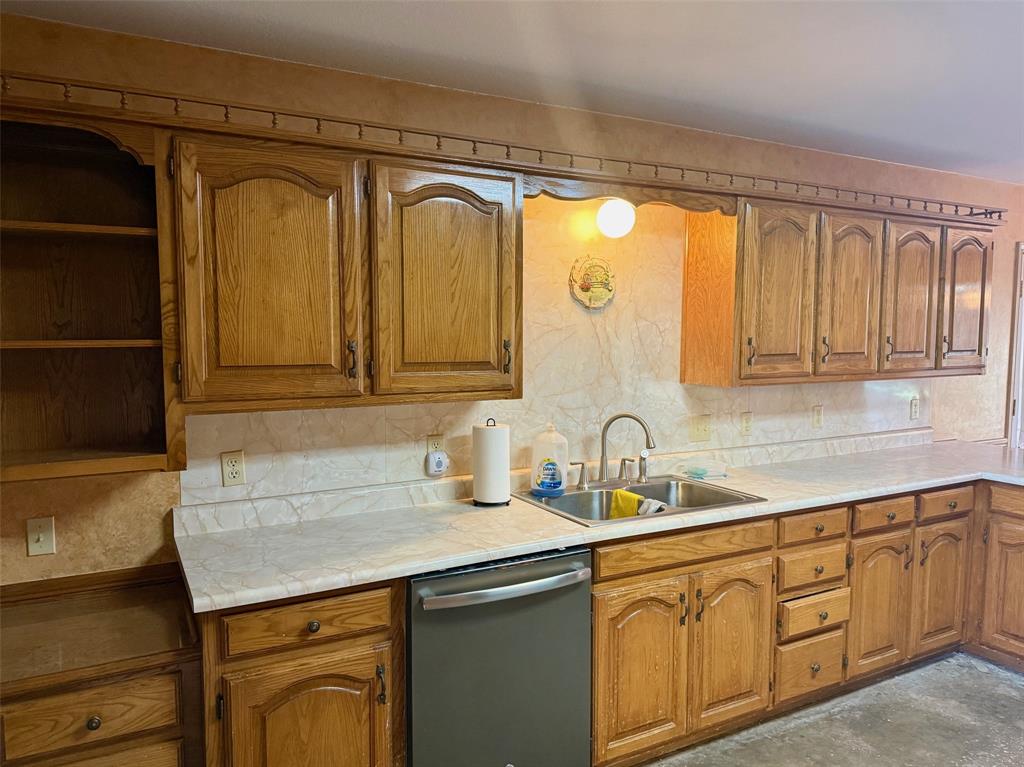 300 Ridge Road Decatur, TX 76234 - Photo 11 of 23