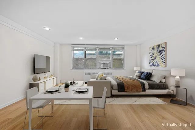 $400,000 | 240 East 35th Street, Unit 3C | Murray Hill