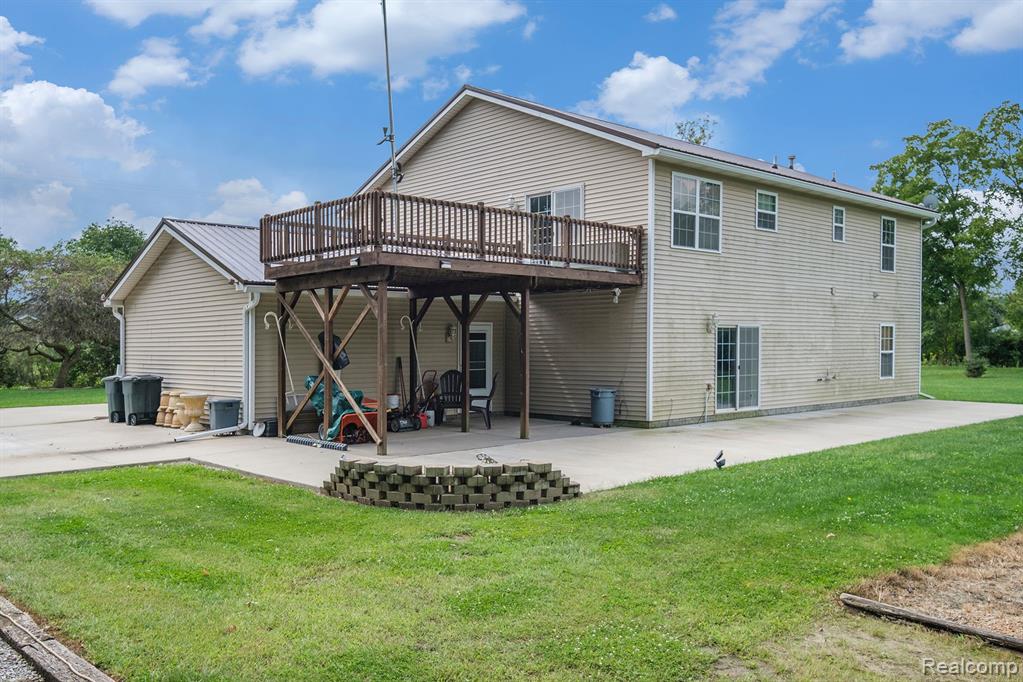 1253 Reid Road Grand Blanc, MI 48439 - Photo 8 of 40