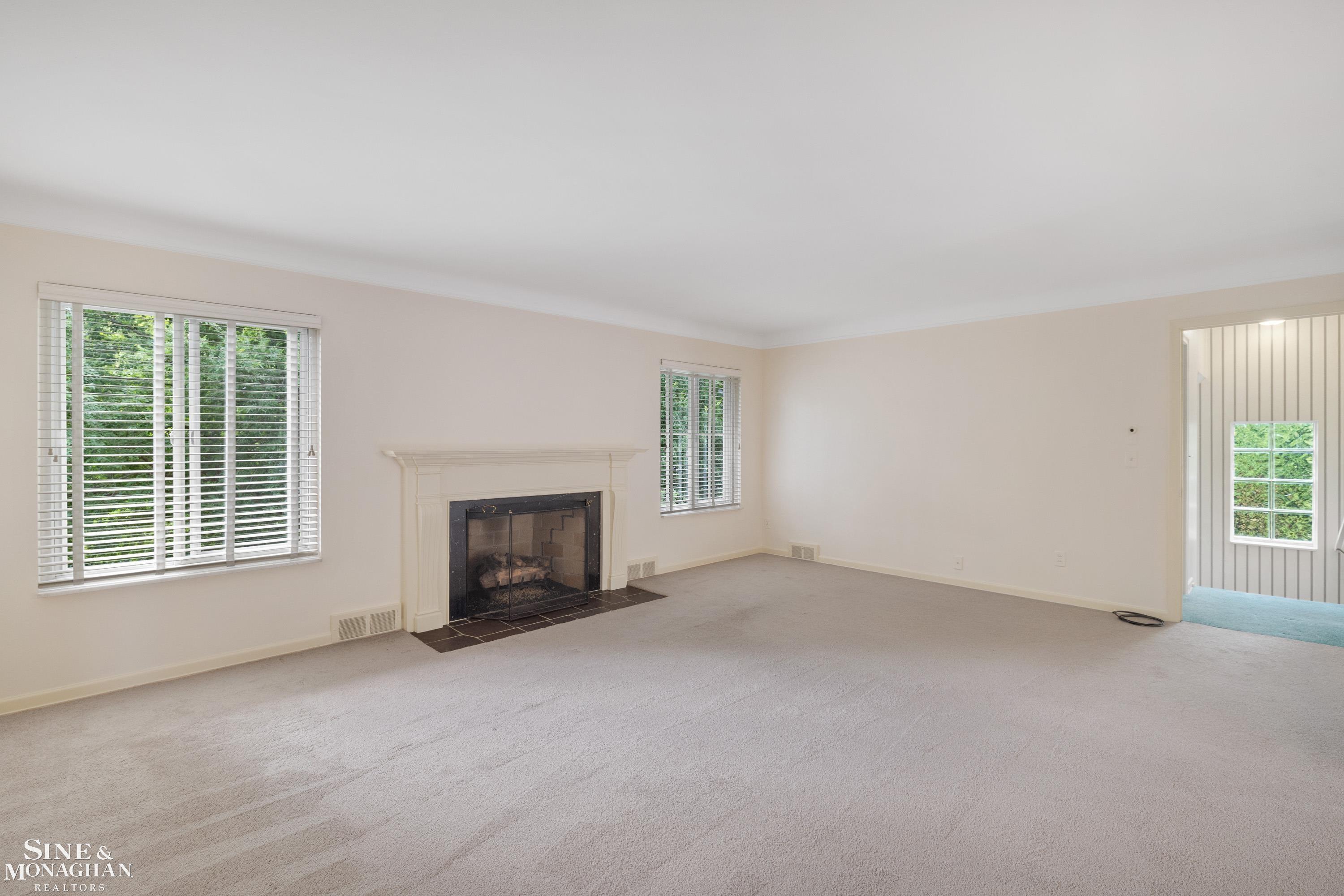 716 Trombley Road Grosse Pointe, MI 48230 - Photo 7 of 97