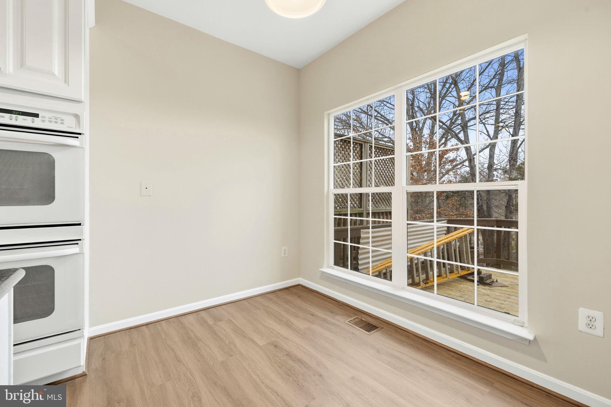 6670 Roderick Loop Gainesville, VA 20155 - Photo 13 of 36