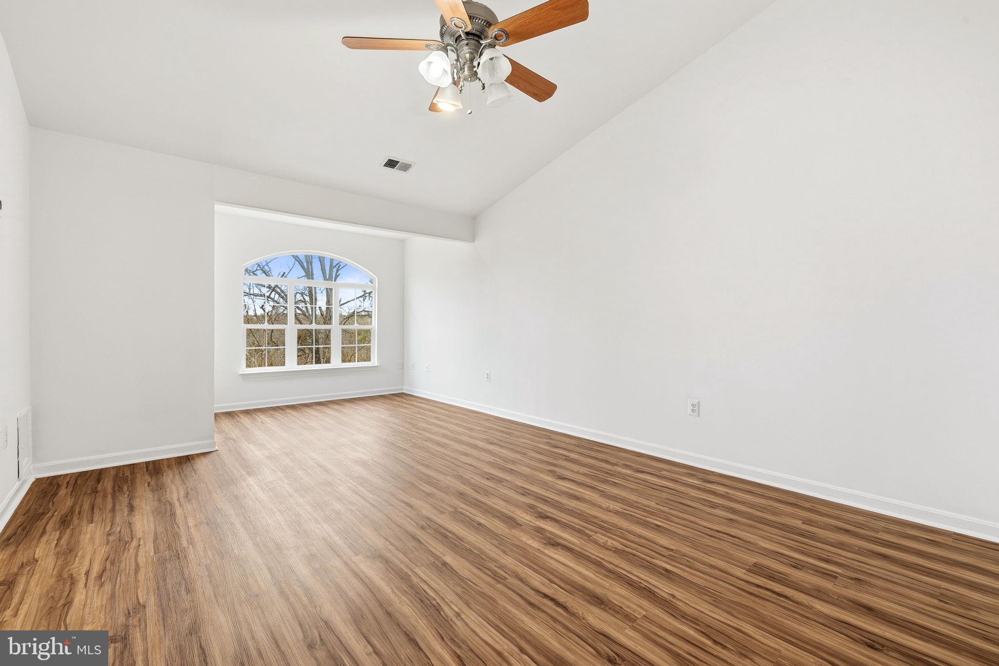 6670 Roderick Loop Gainesville, VA 20155 - Photo 15 of 36