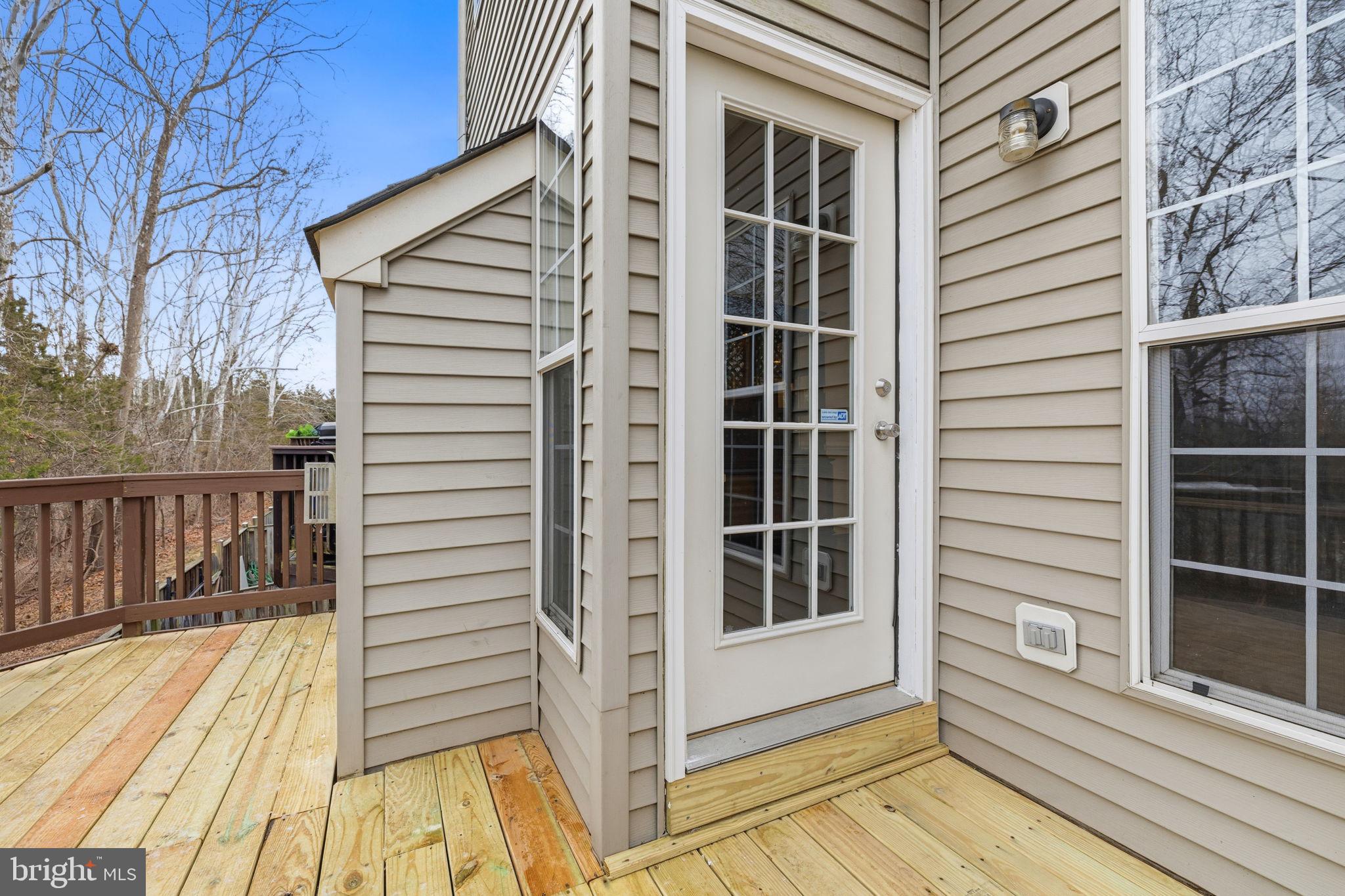 6670 Roderick Loop Gainesville, VA 20155 - Photo 31 of 36