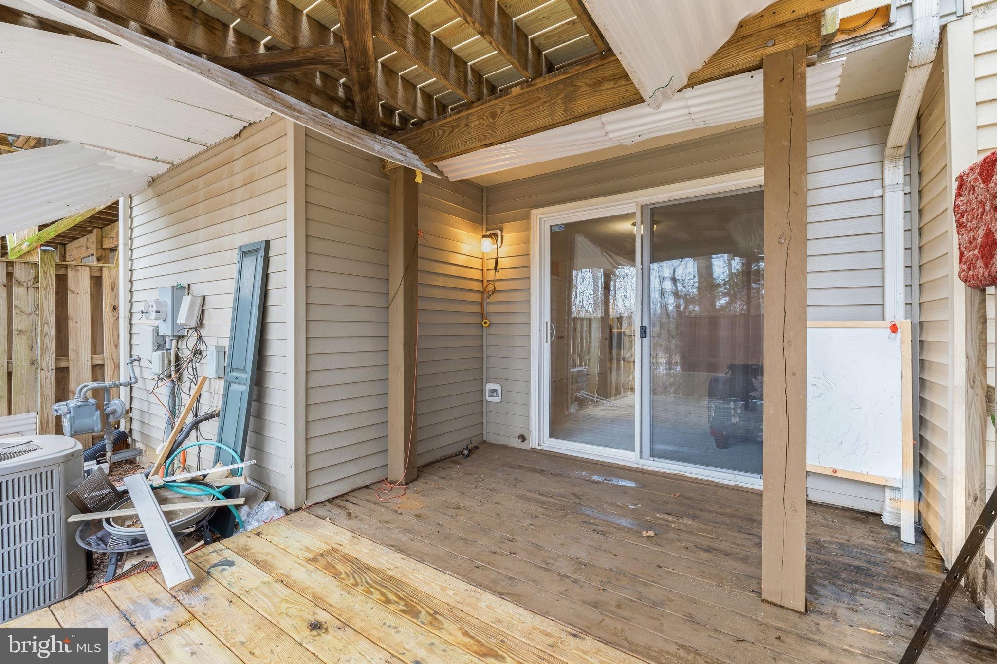 6670 Roderick Loop Gainesville, VA 20155 - Photo 32 of 36