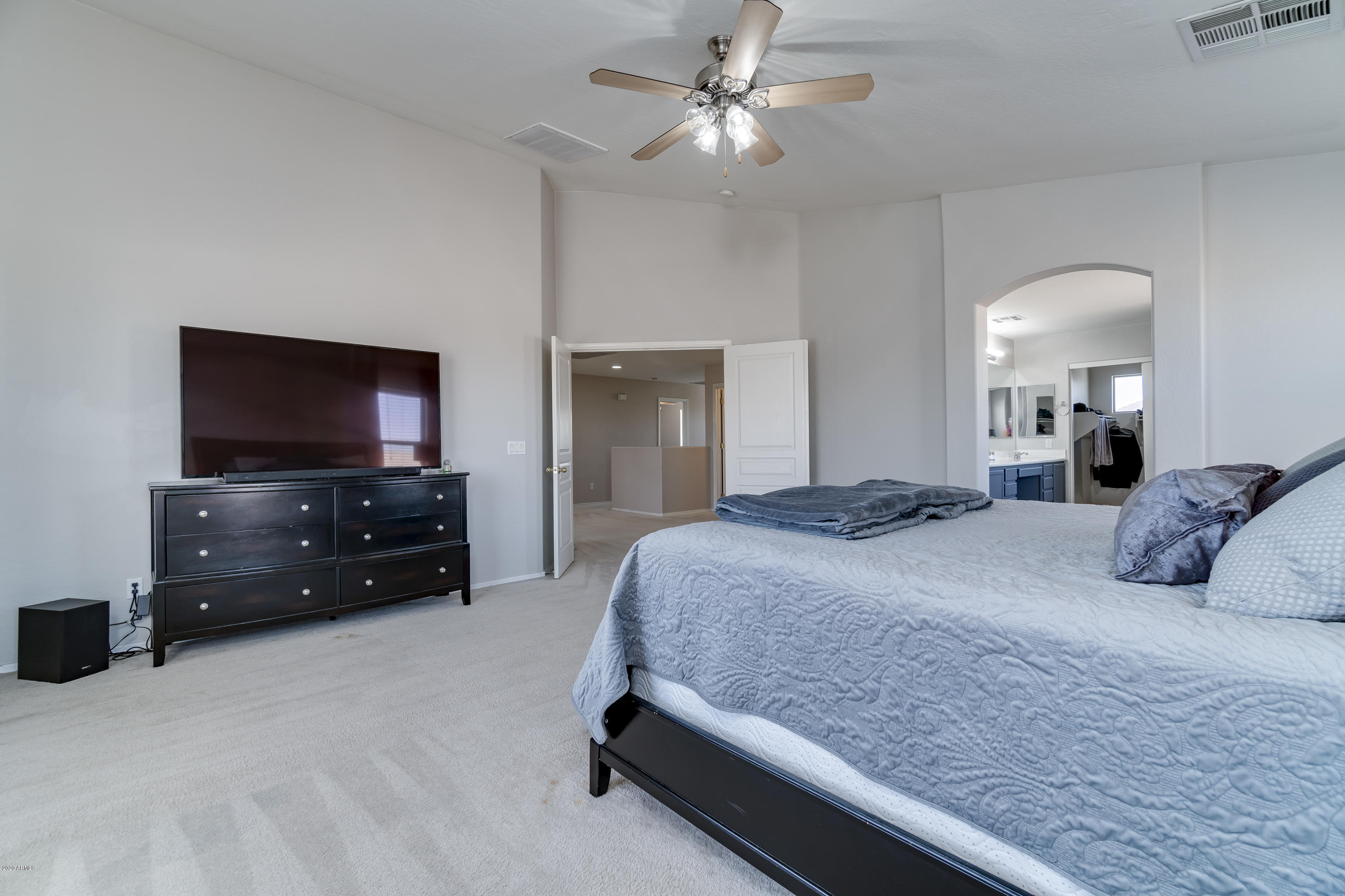46023 West Amsterdam Road Maricopa, AZ 85139 - Photo 26 of 33 26Master bedroom-FULL