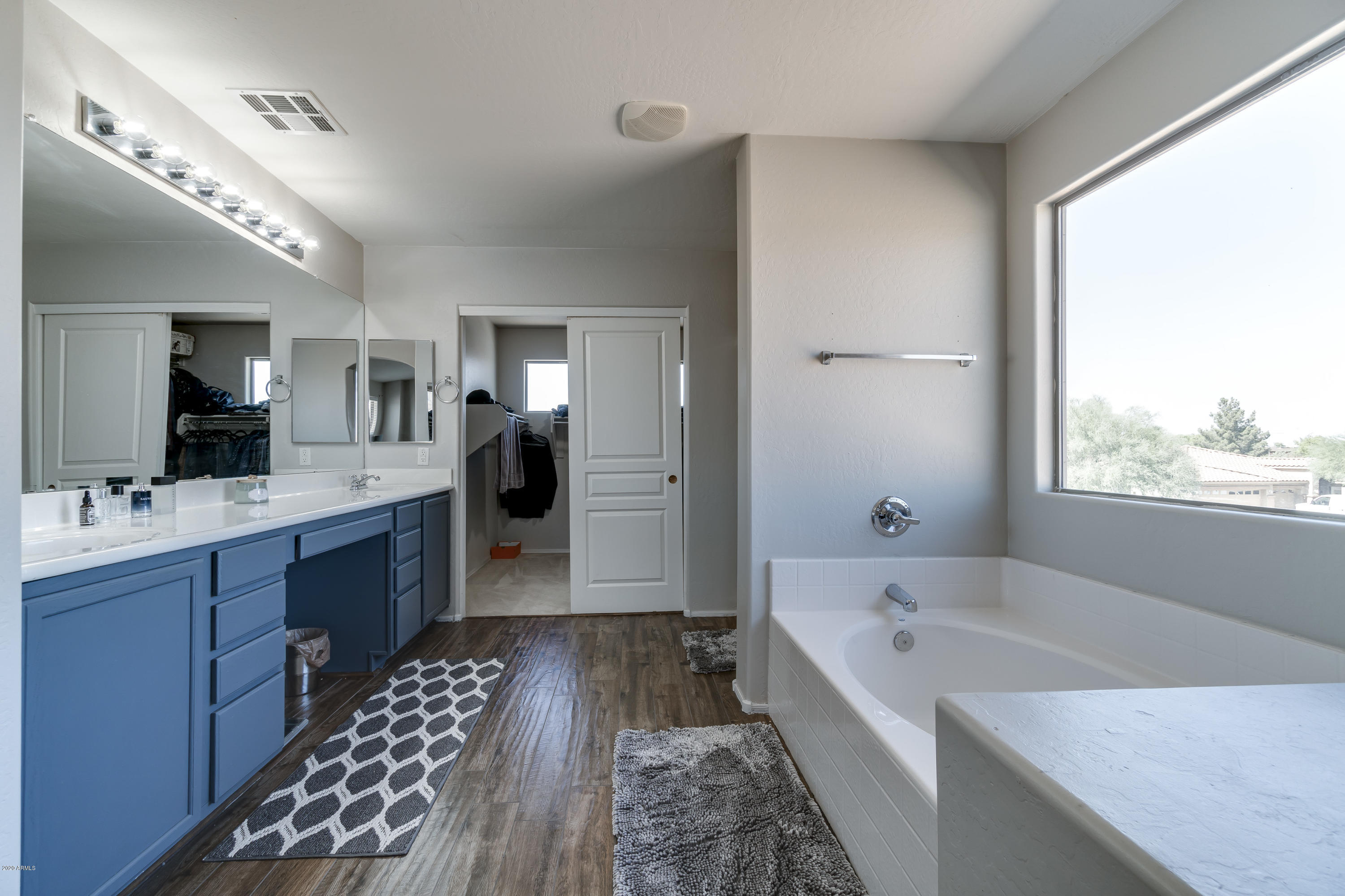 46023 West Amsterdam Road Maricopa, AZ 85139 - Photo 27 of 33 27Master bath-FULL