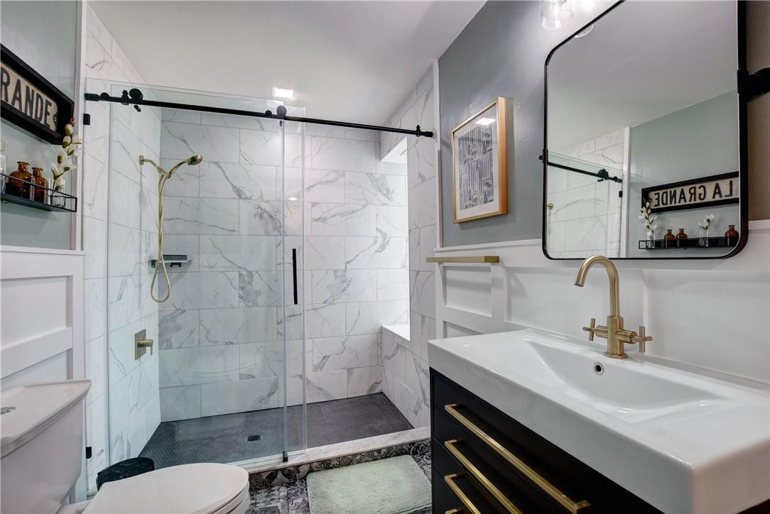 20890 Hamaca Court Boca Raton, FL 33433 - Photo 25 of 60 Bathroom 2
