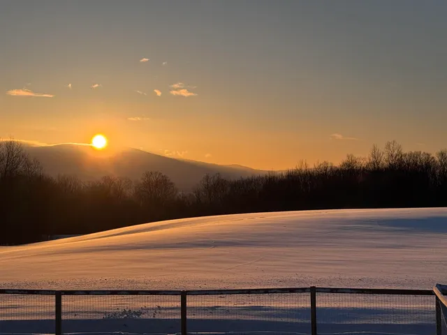 $385,000 | 523 Brock Hill Road, Newbury, VT 05051