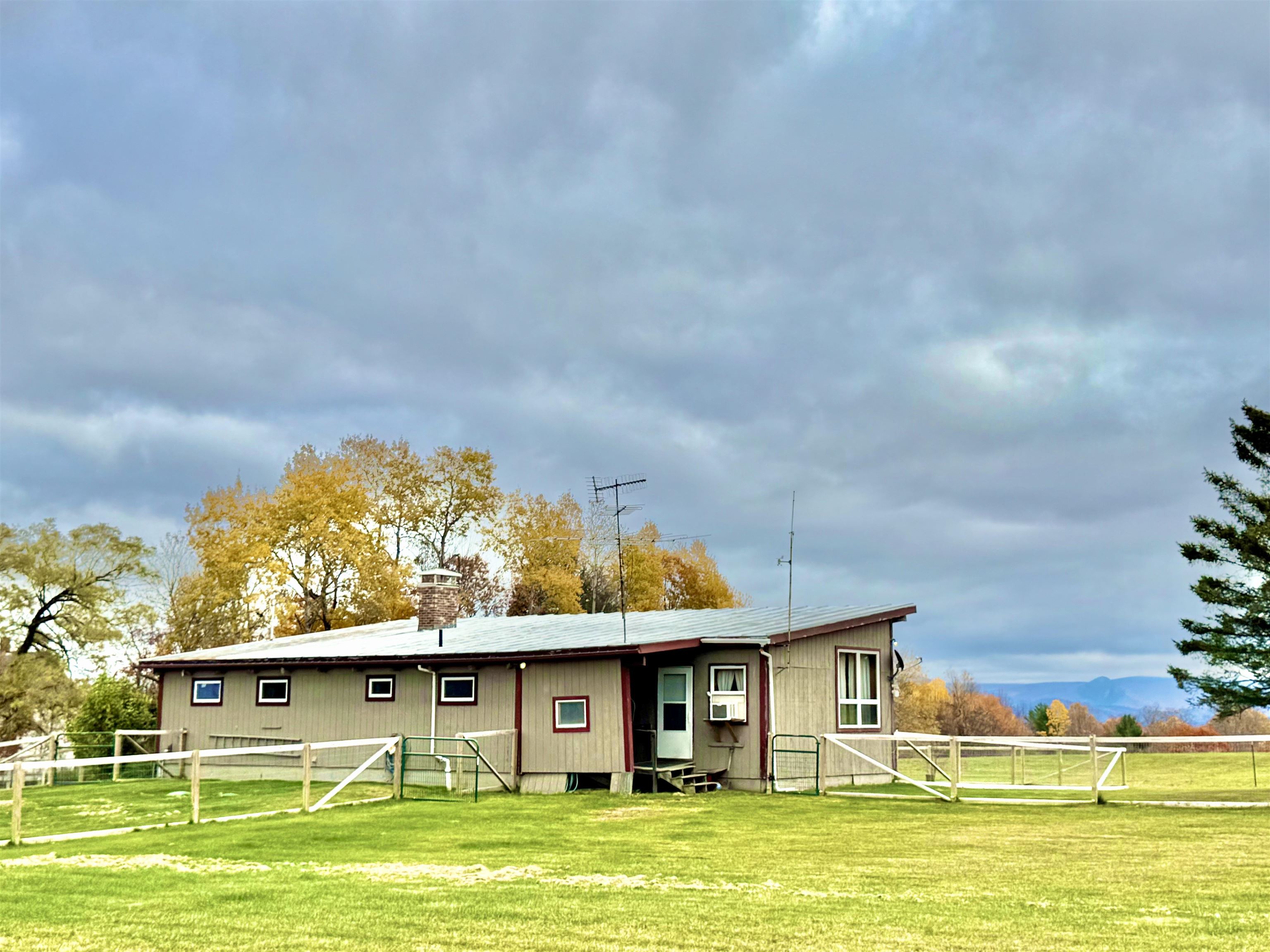523 Brock Hill Road Newbury, VT 05051 - Photo 23 of 24