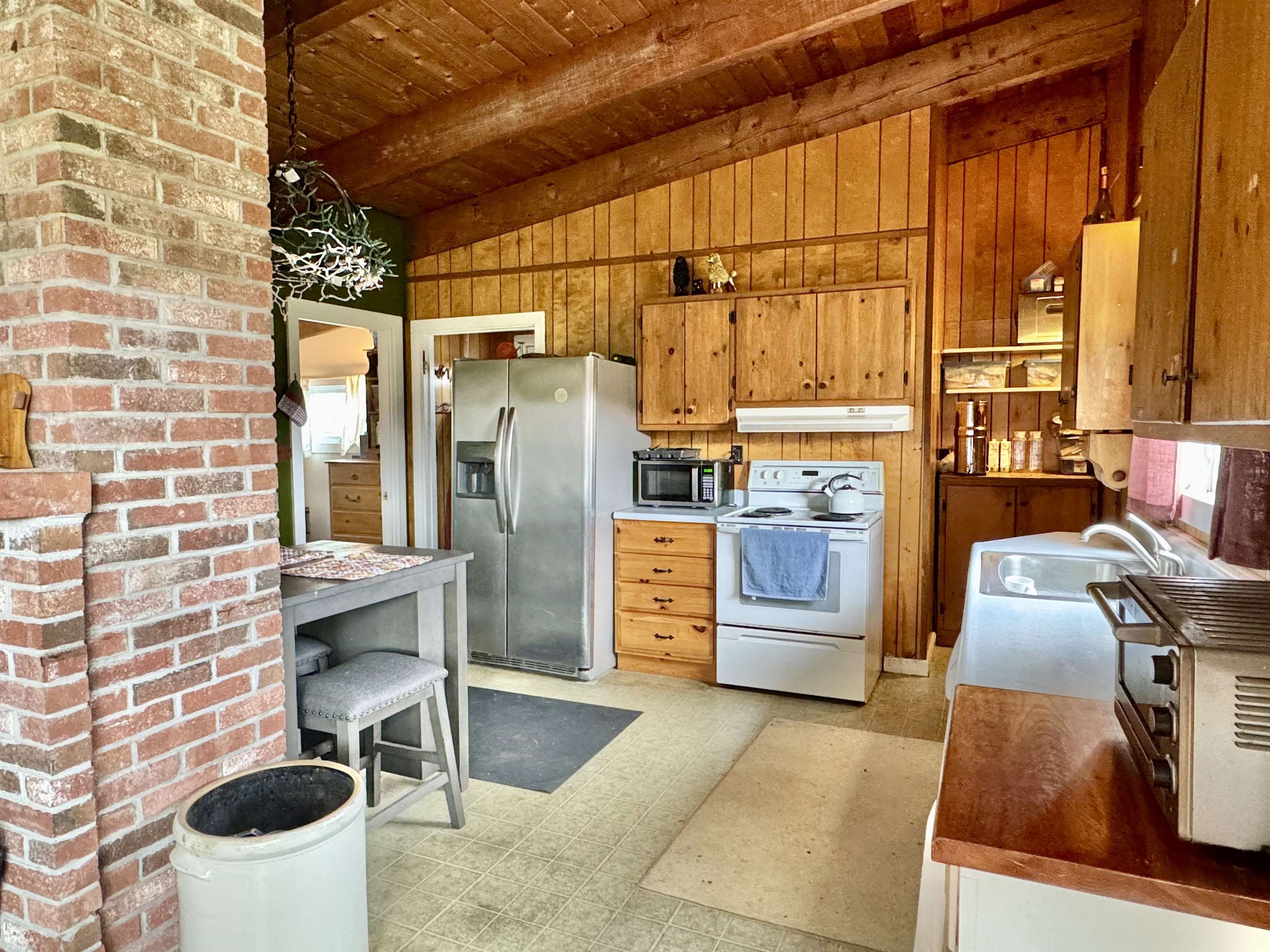 523 Brock Hill Road Newbury, VT 05051 - Photo 3 of 24