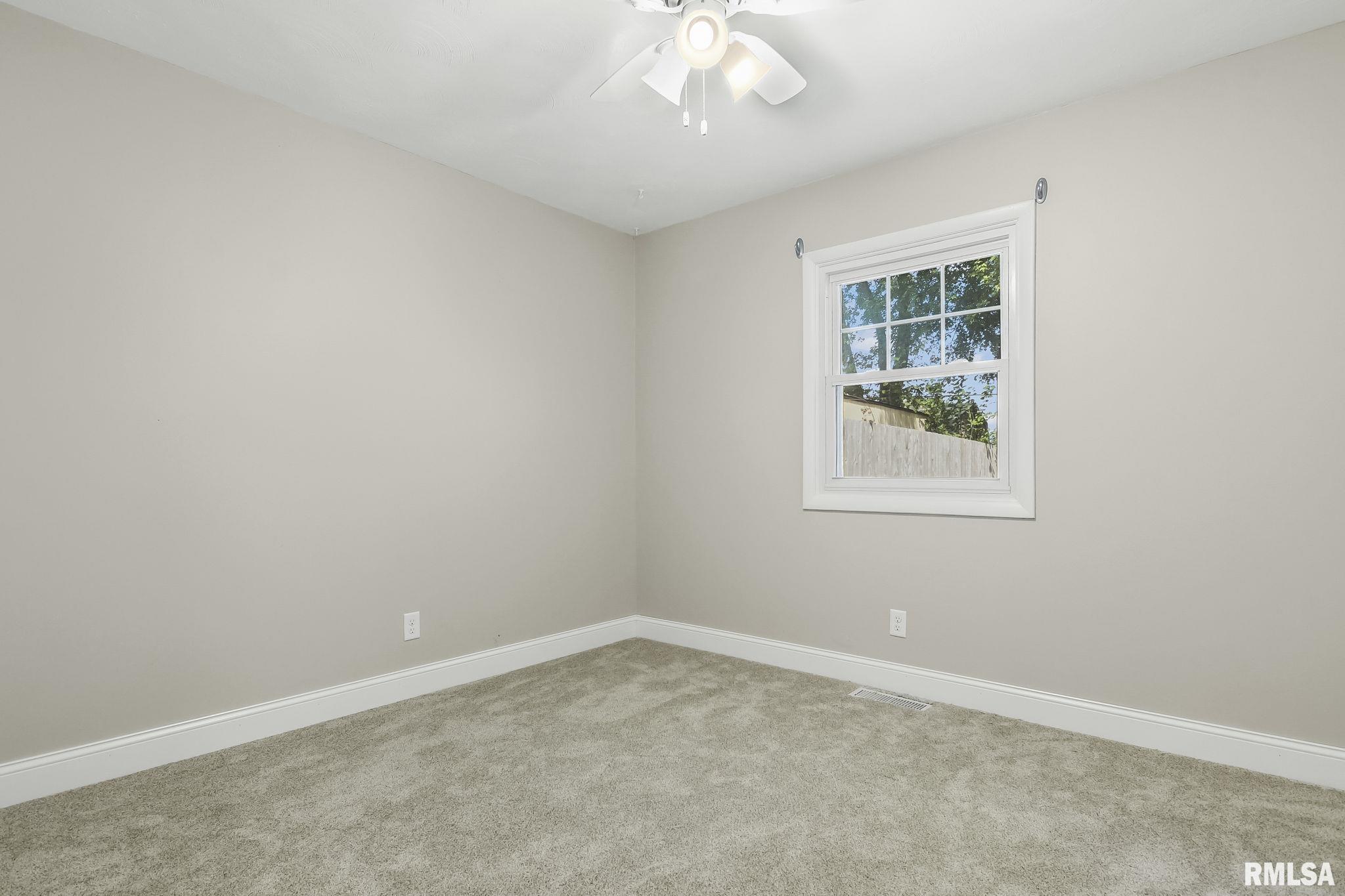 1852 Camden Street Springfield, IL 62702 - Photo 13 of 20