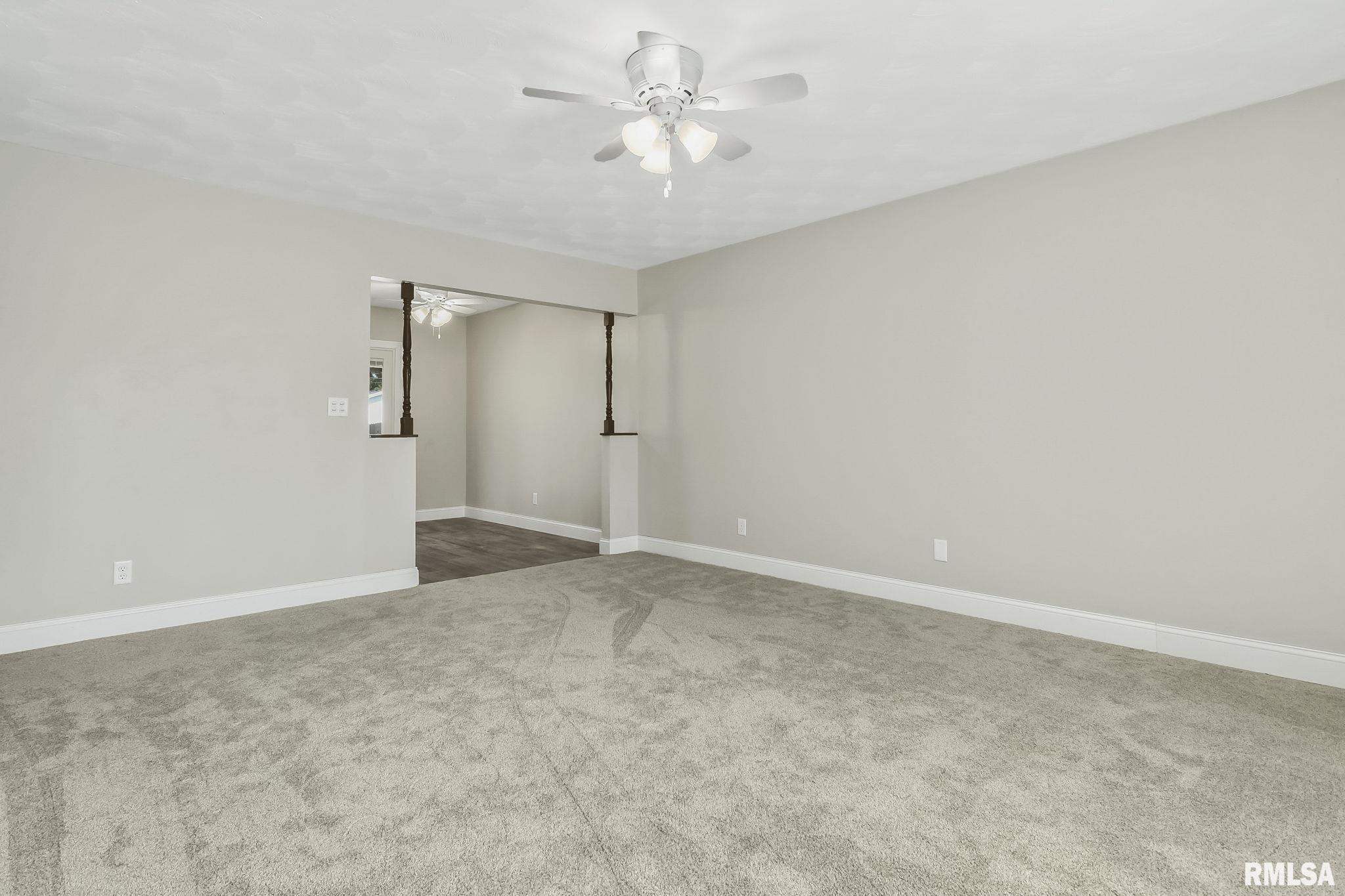 1852 Camden Street Springfield, IL 62702 - Photo 3 of 20