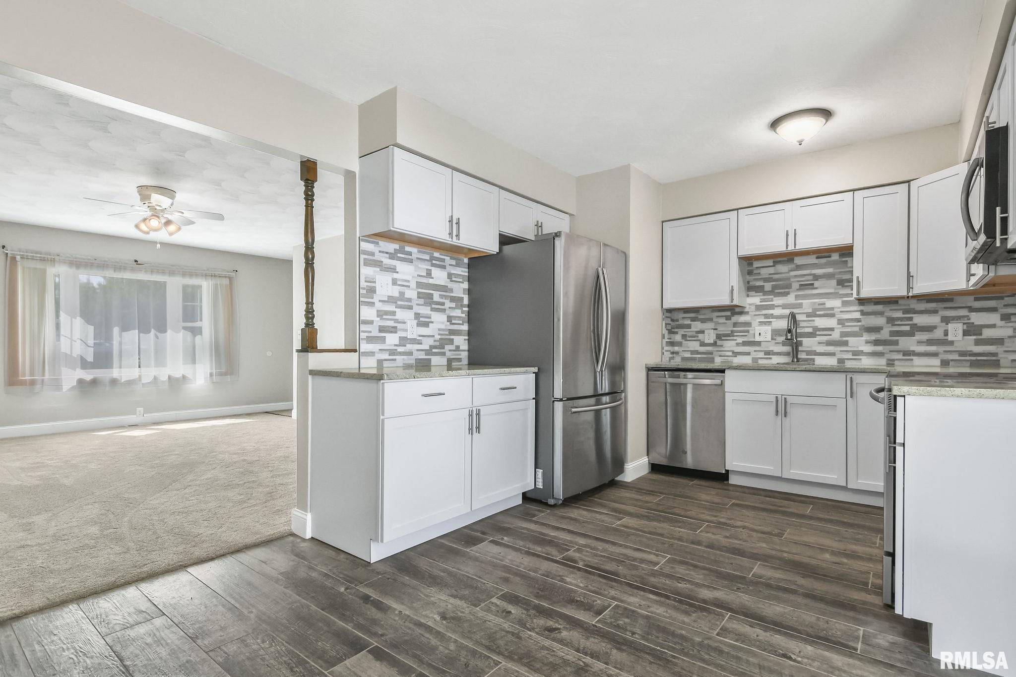 1852 Camden Street Springfield, IL 62702 - Photo 6 of 20