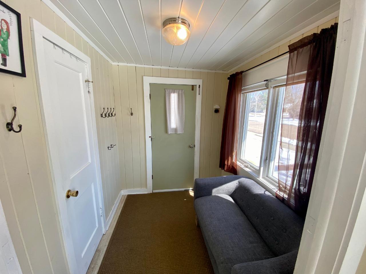 113 East Maple Street Eagle River, WI 54521 - Photo 4 of 10 Gallery Image 4