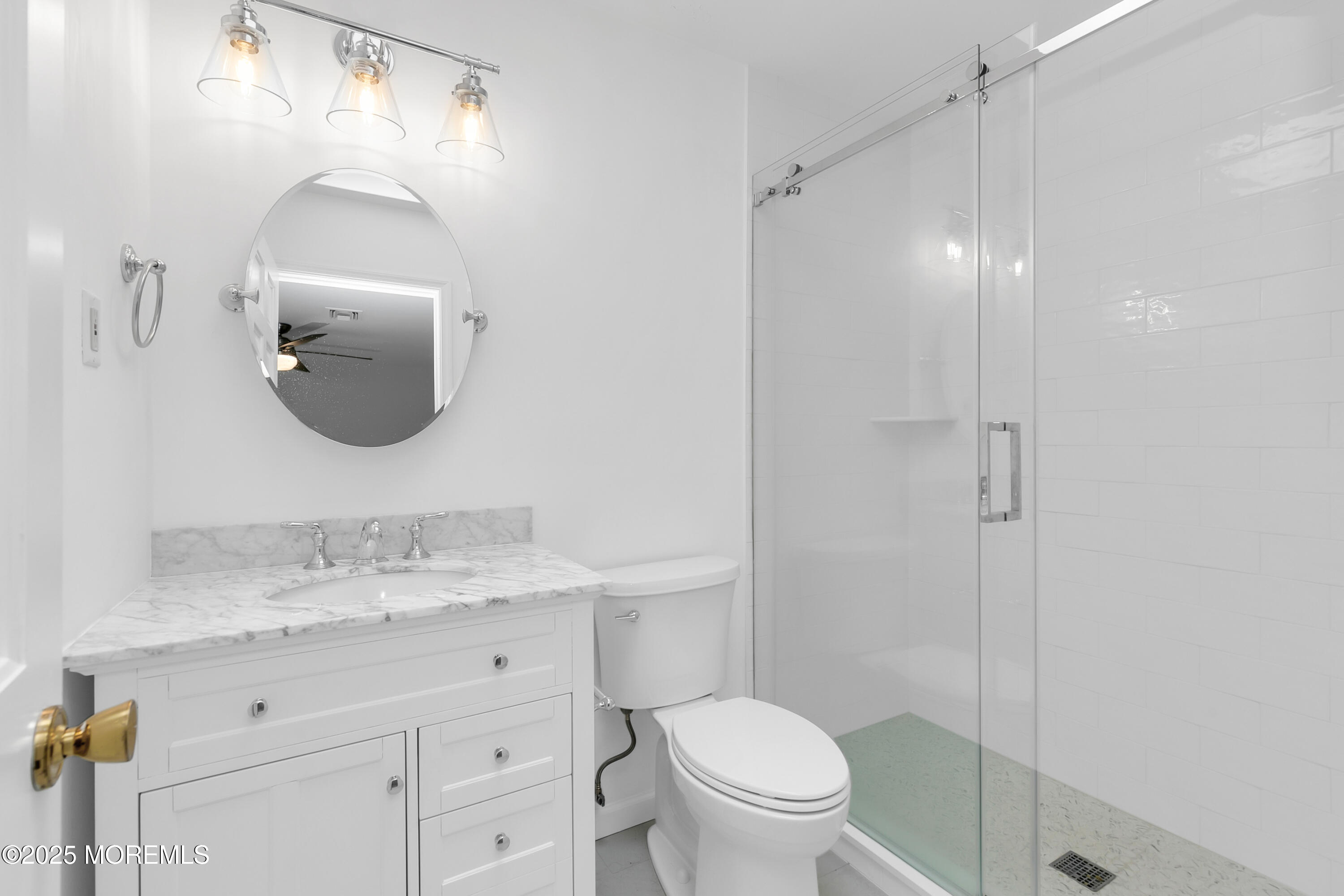 65 East River Road, Unit 12 Rumson, NJ 07760 - Photo 20 of 33 En-Suite Bath #2