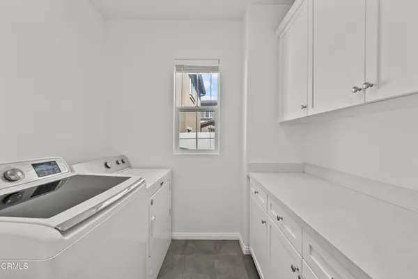 $869,900 | 693 Nile River Drive, Oxnard, CA 93036