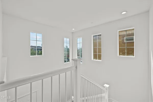 $869,900 | 693 Nile River Drive, Oxnard, CA 93036