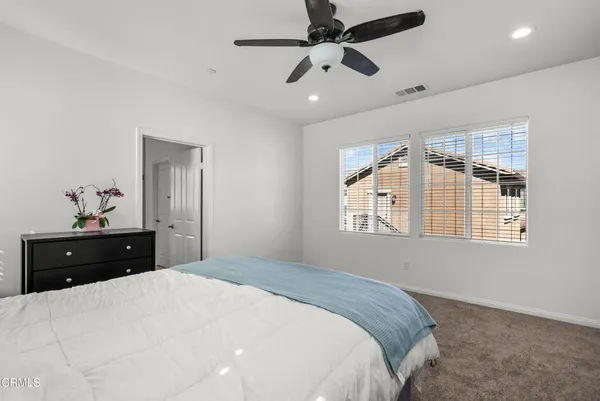 $869,900 | 693 Nile River Drive, Oxnard, CA 93036