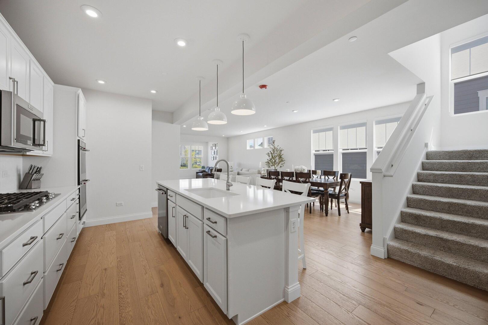 1249 Josiah Road Naperville, IL 60563 - Photo 6 of 25