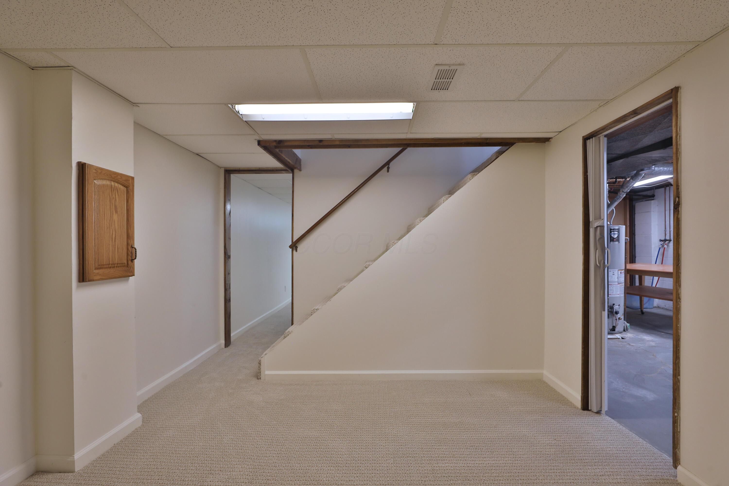 885 Old Farm Road Columbus, OH 43213 - Photo 36 of 46 885-OldFarmRd-36