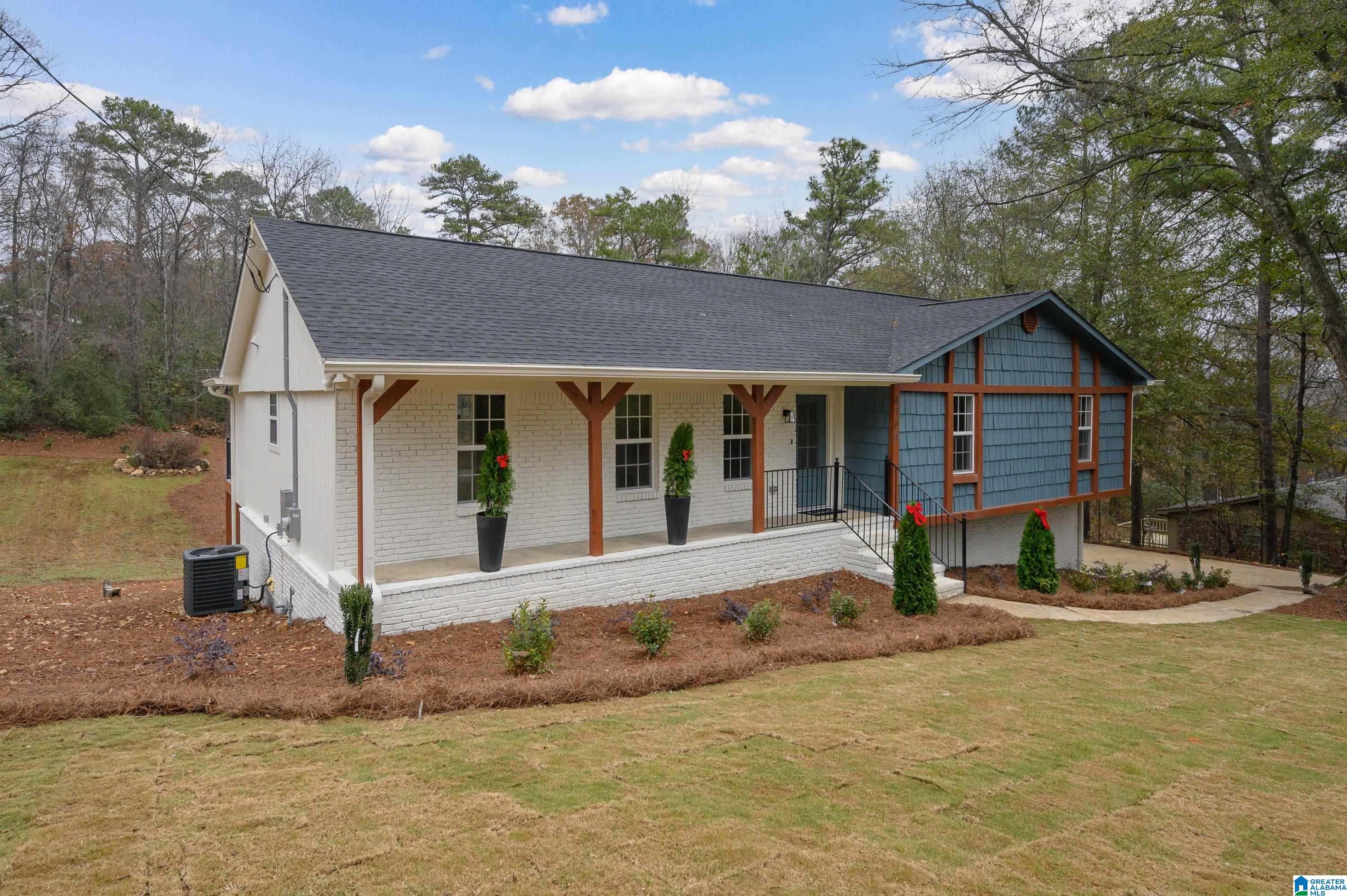 4704 Chippewa Lane Pelham, AL 35124 - Photo 2 of 53