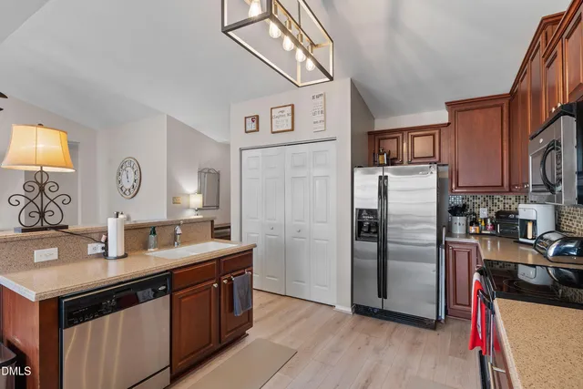 $320,000 | 1009 Narcissus Court, Clayton, NC 27520