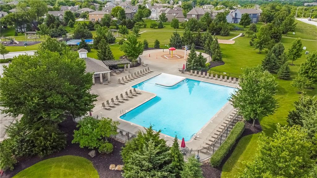 12247 South Solomon Road Olathe, KS 66061 - Photo 13 of 24