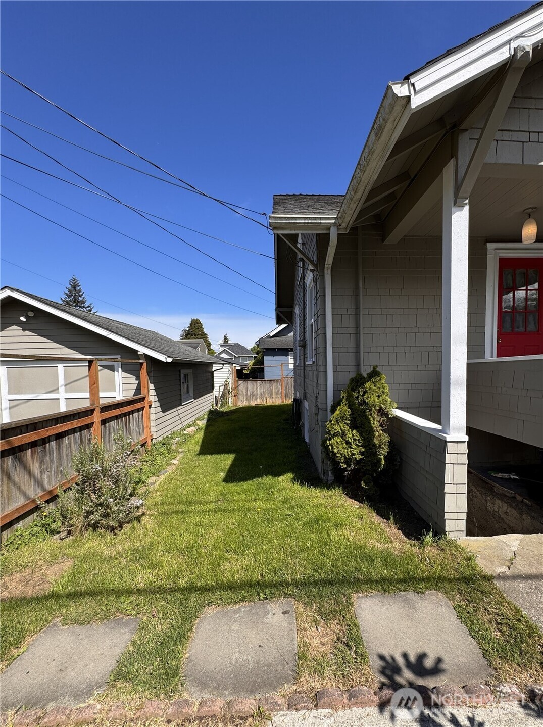 1022 Rockefeller Avenue Everett, WA 98201 - Photo 8 of 20 Gallery Image 8