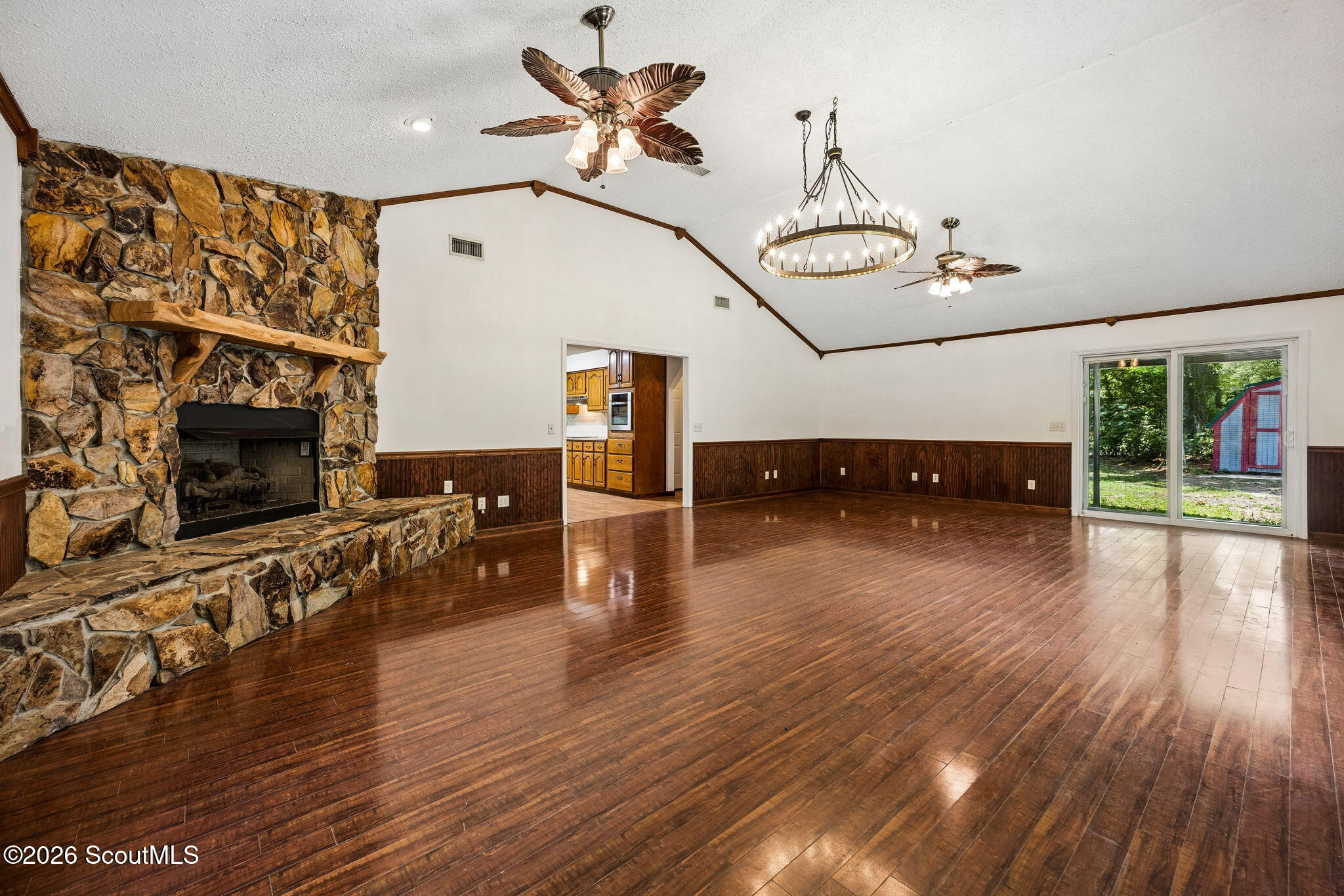 94 Holtz Road Kingsland, GA 31548 - Photo 16 of 58 16-web-or-mls-94 Holtz Rd (13 of 58)