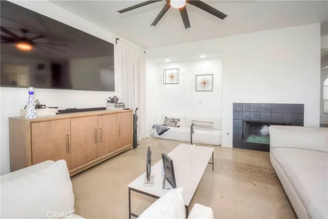 $624,999 | 1982 Birmingham Drive, Perris, CA 92571