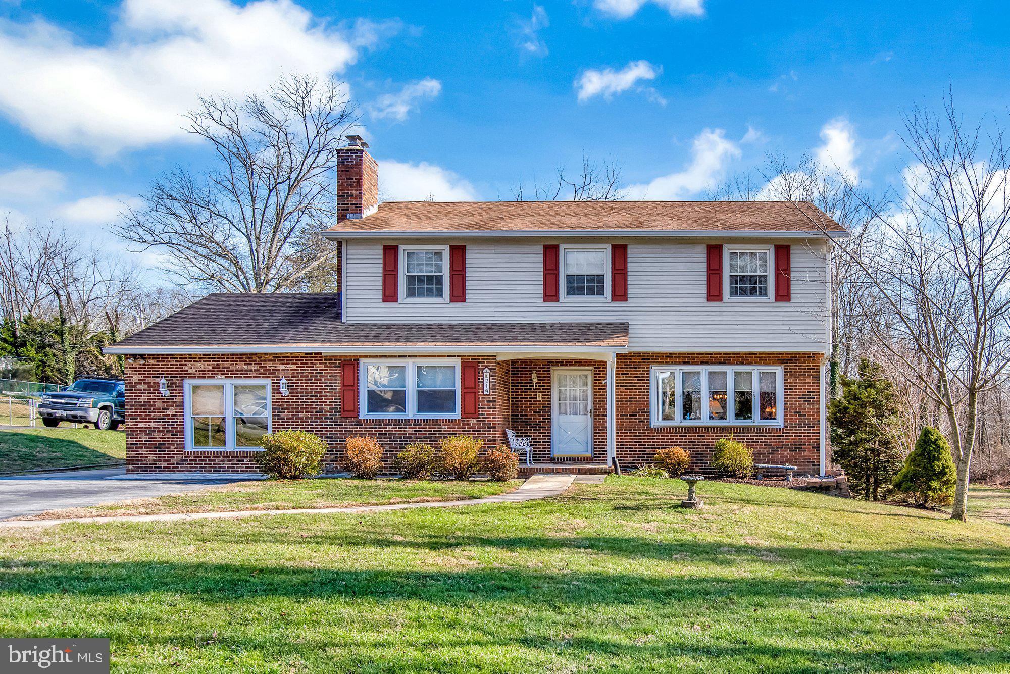 219 Ridgeway Road Catonsville, MD 21228 - Photo 2 of 35 Off street parking