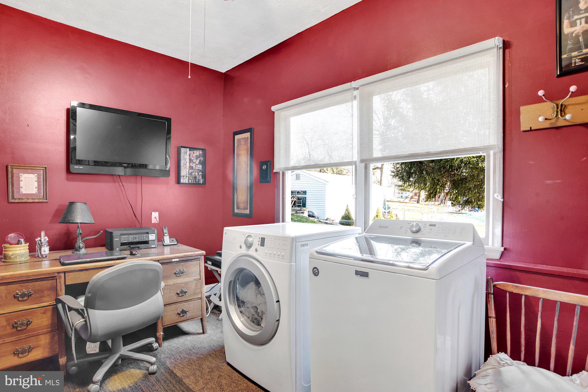 219 Ridgeway Road Catonsville, MD 21228 - Photo 16 of 35 Main level laundry/ office/ mudroom, you choose