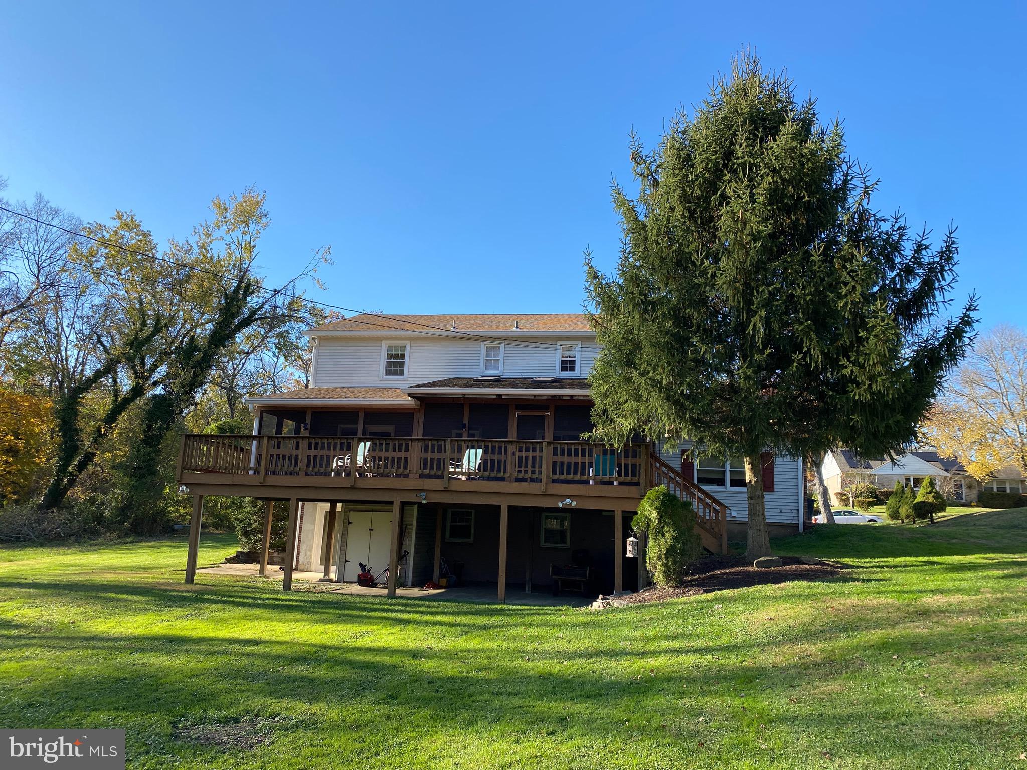 219 Ridgeway Road Catonsville, MD 21228 - Photo 32 of 35
