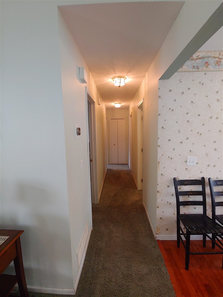 721 Holly Road Cadillac, MI 49601 - Photo 8 of 29 1868219-7.JPG
