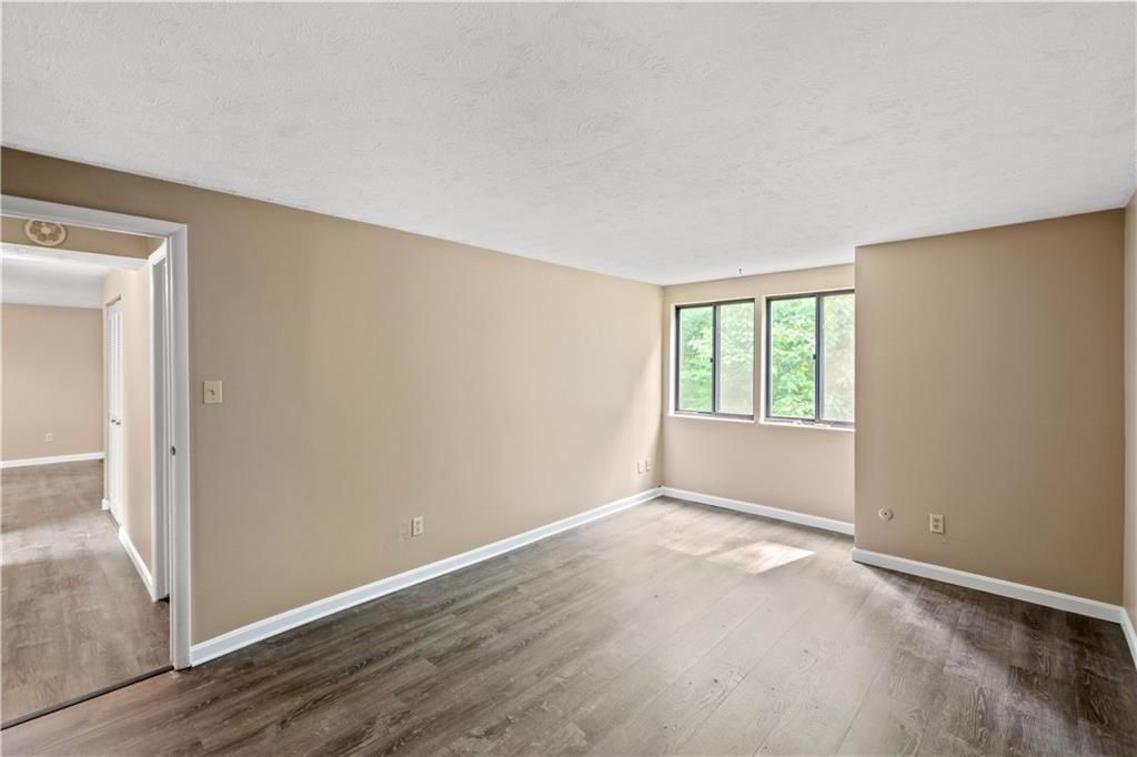 323 Ridge Point Circle, Unit 23 Bridgeville, PA 15017 - Photo 16 of 28 Gallery Image 16