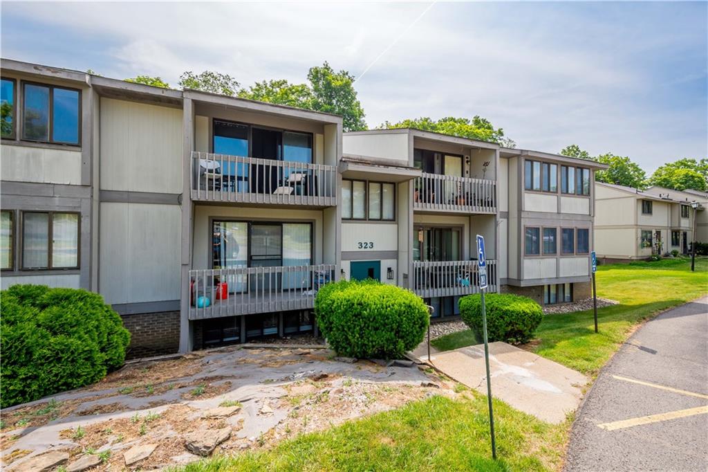 323 Ridge Point Circle, Unit 23 Bridgeville, PA 15017 - Photo 21 of 28 Gallery Image 21
