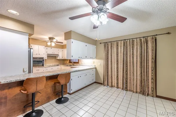 $229,900 | 2855 Lakeside Drive, Poplar Bluff, MO 63901