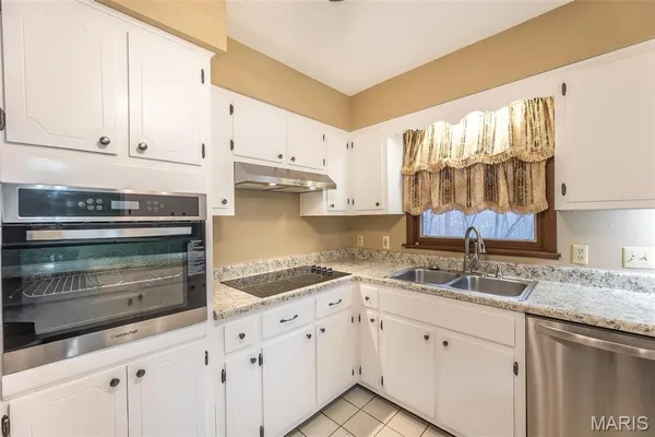 $229,900 | 2855 Lakeside Drive, Poplar Bluff, MO 63901