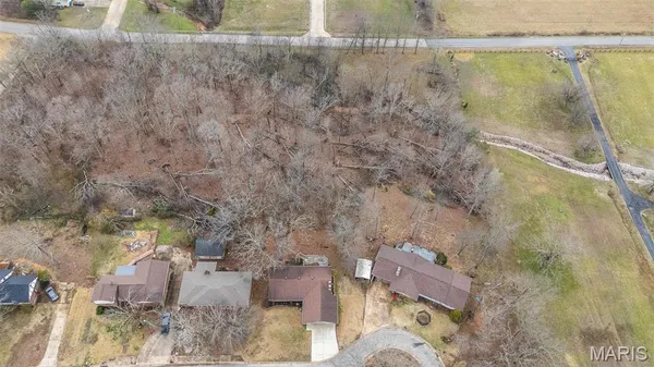 $229,900 | 2855 Lakeside Drive, Poplar Bluff, MO 63901