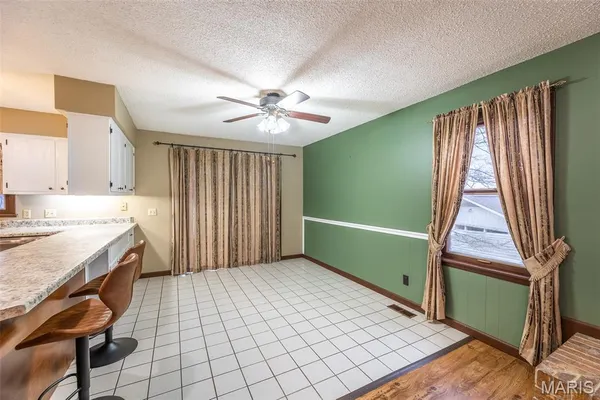 $229,900 | 2855 Lakeside Drive, Poplar Bluff, MO 63901