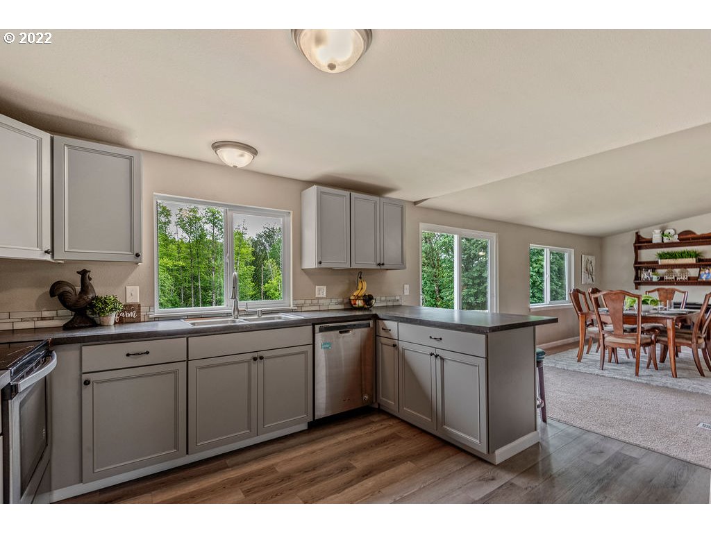 222 Wohl Road Longview, WA 98632 - Photo 11 of 31