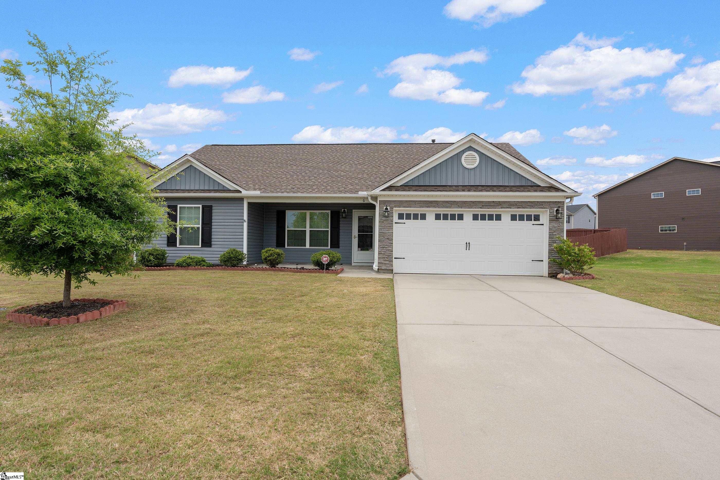 6 Snowy Court Fountain Inn, SC 29644 - Photo 1 of 32 Gallery Image 1