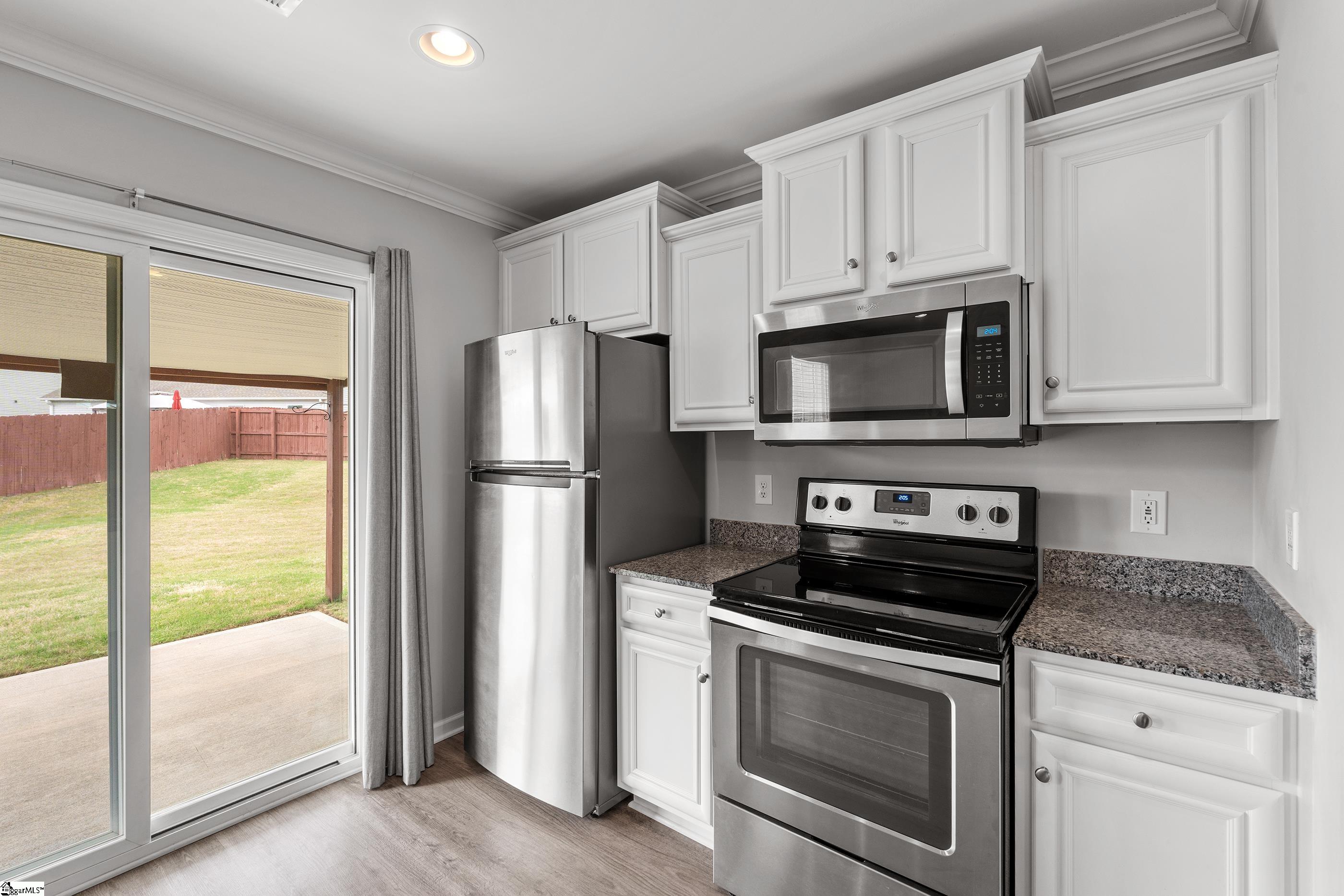 6 Snowy Court Fountain Inn, SC 29644 - Photo 9 of 32 Gallery Image 9