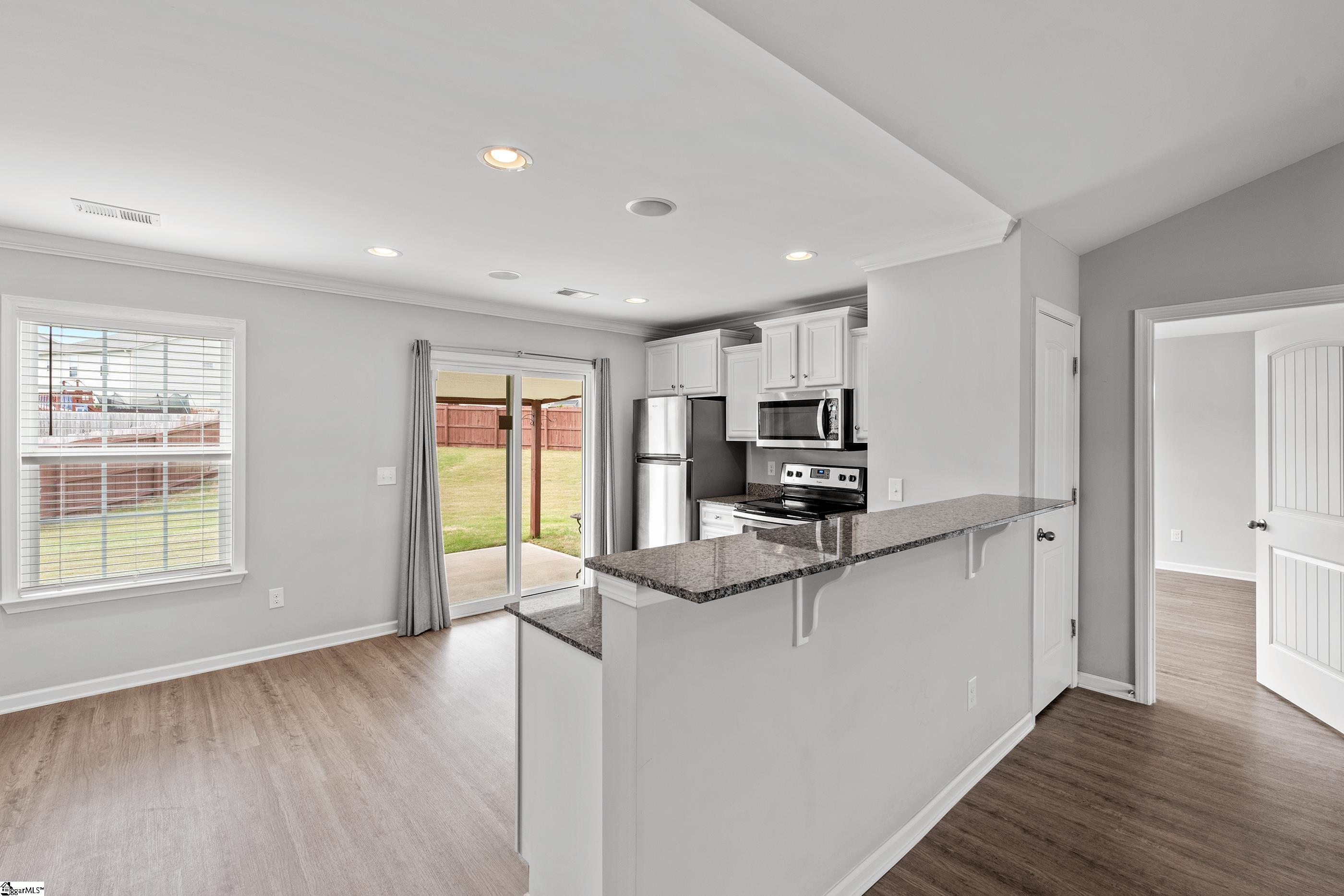 6 Snowy Court Fountain Inn, SC 29644 - Photo 10 of 32 Gallery Image 10