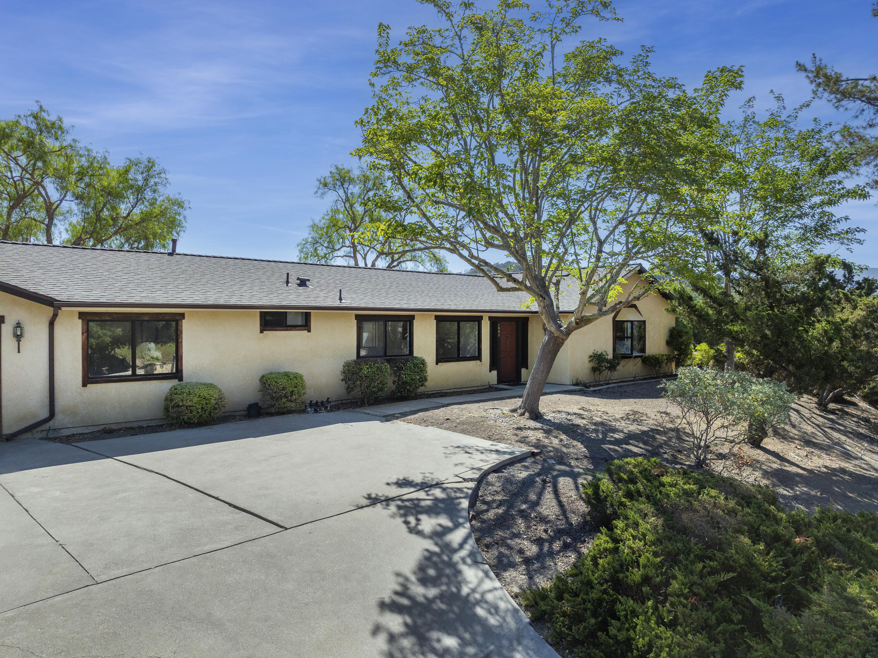 1995 Viborg Road Solvang, CA 93463 - Photo 3 of 29 V2