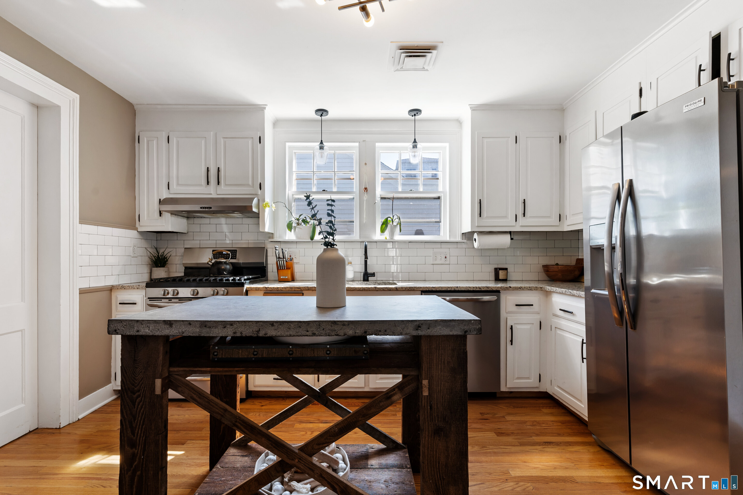 65 South Main Street, Unit 1 Branford, CT 06405 - Photo 15 of 34