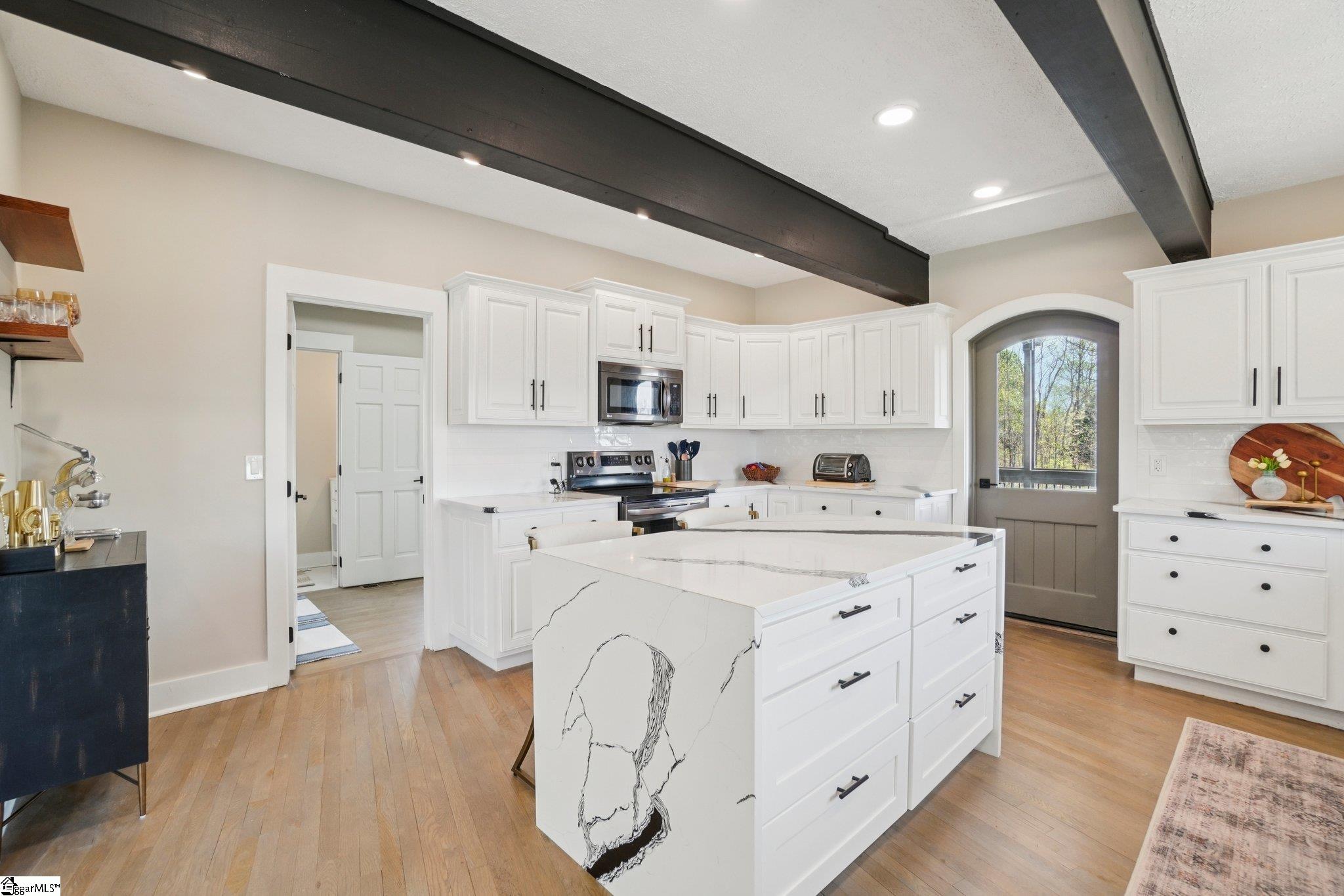 68 Raven Road Landrum, SC 29356 - Photo 13 of 49