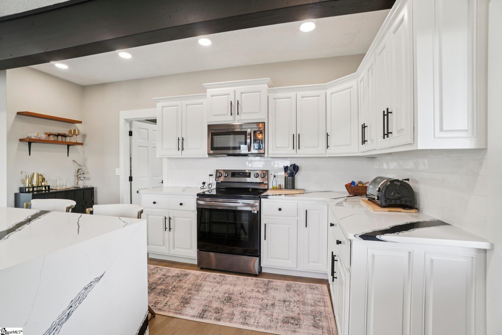 68 Raven Road Landrum, SC 29356 - Photo 15 of 49