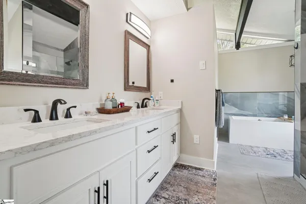 $1,395,000 | 68 Raven Road, Landrum, SC 29356